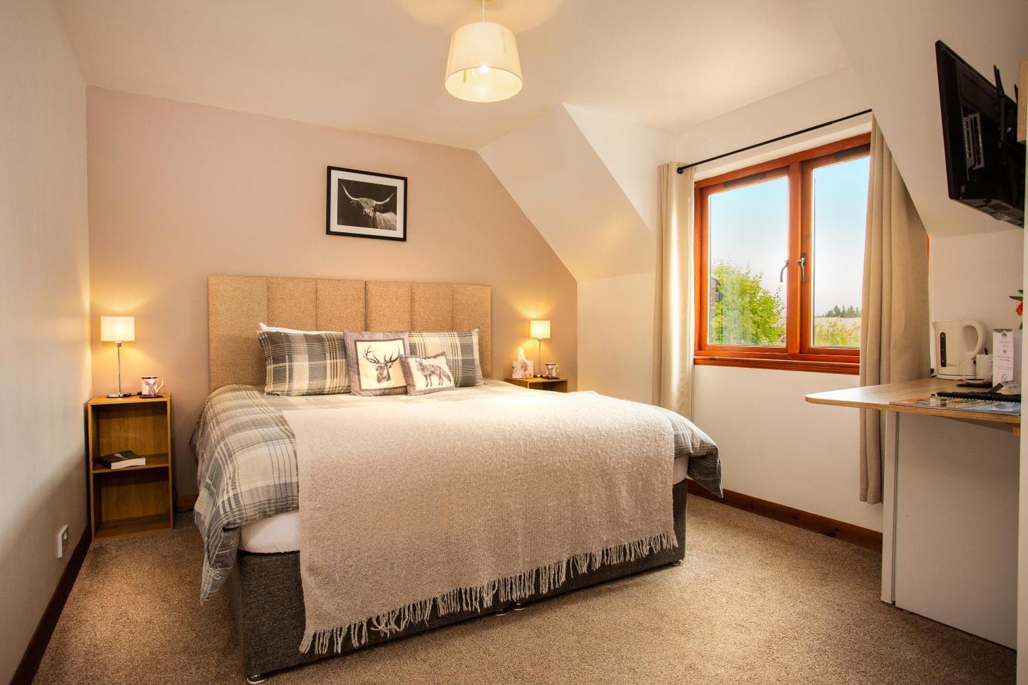Beechwood Lodge Guesthouse Alness Bagian luar foto