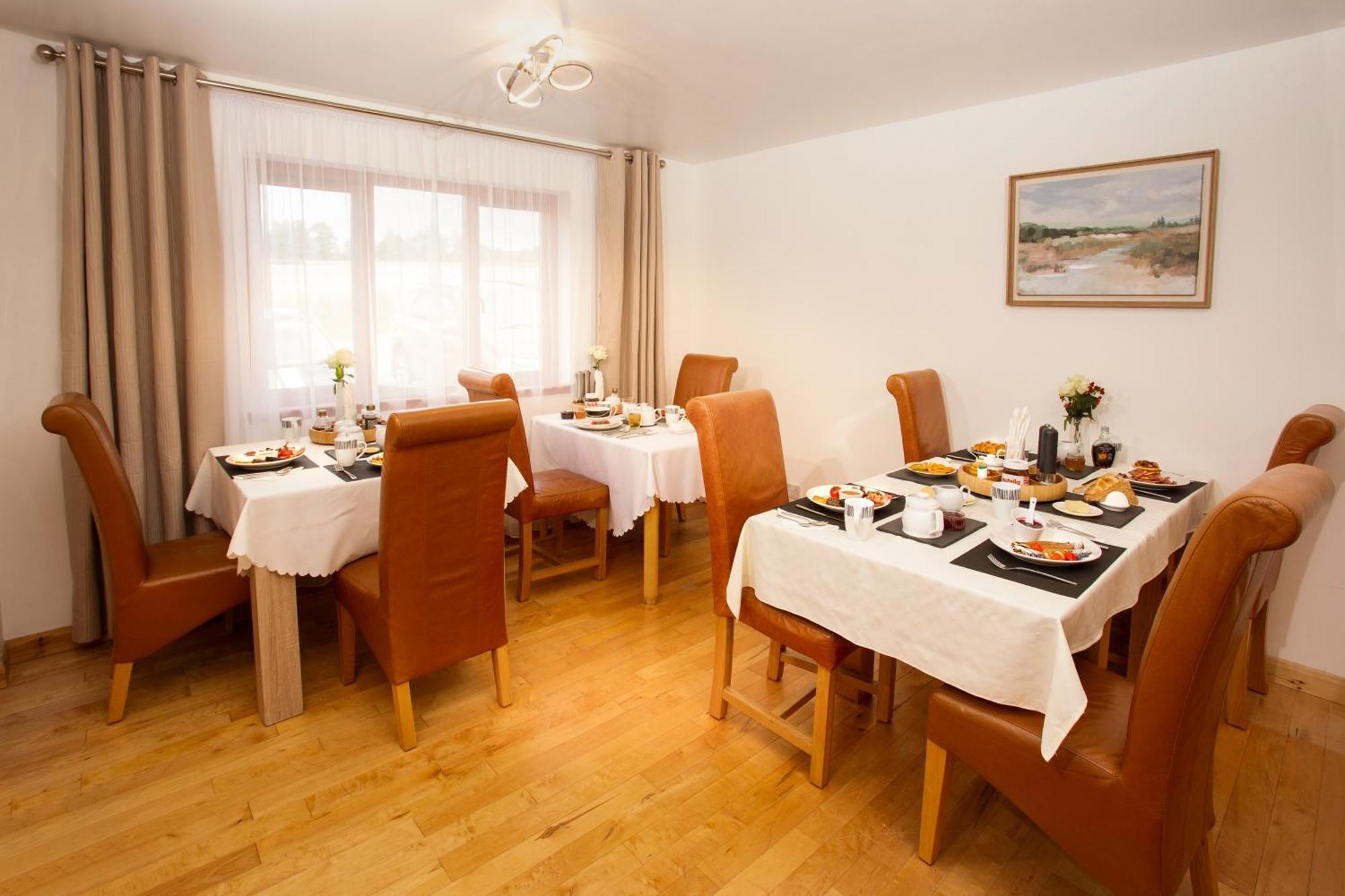 Beechwood Lodge Guesthouse Alness Bagian luar foto