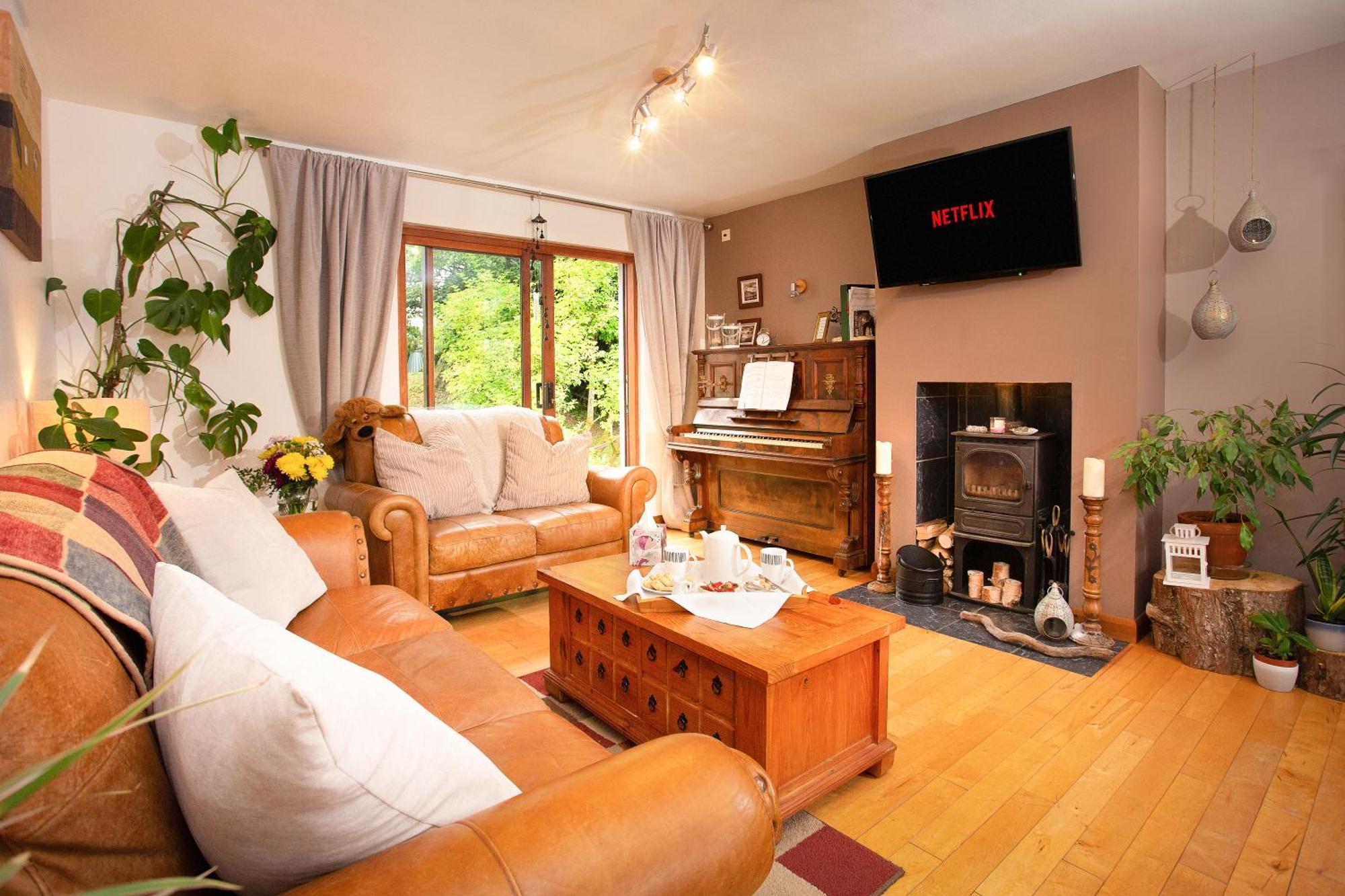 Beechwood Lodge Guesthouse Alness Bagian luar foto