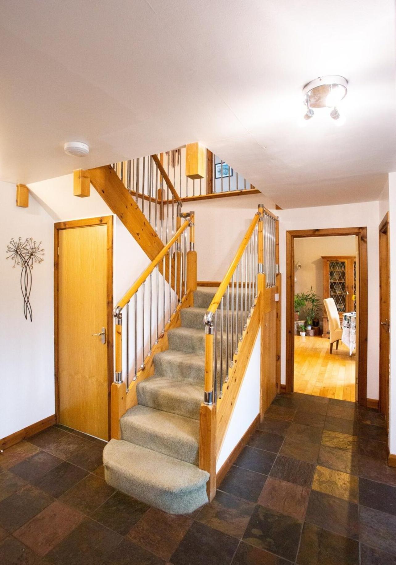 Beechwood Lodge Guesthouse Alness Bagian luar foto