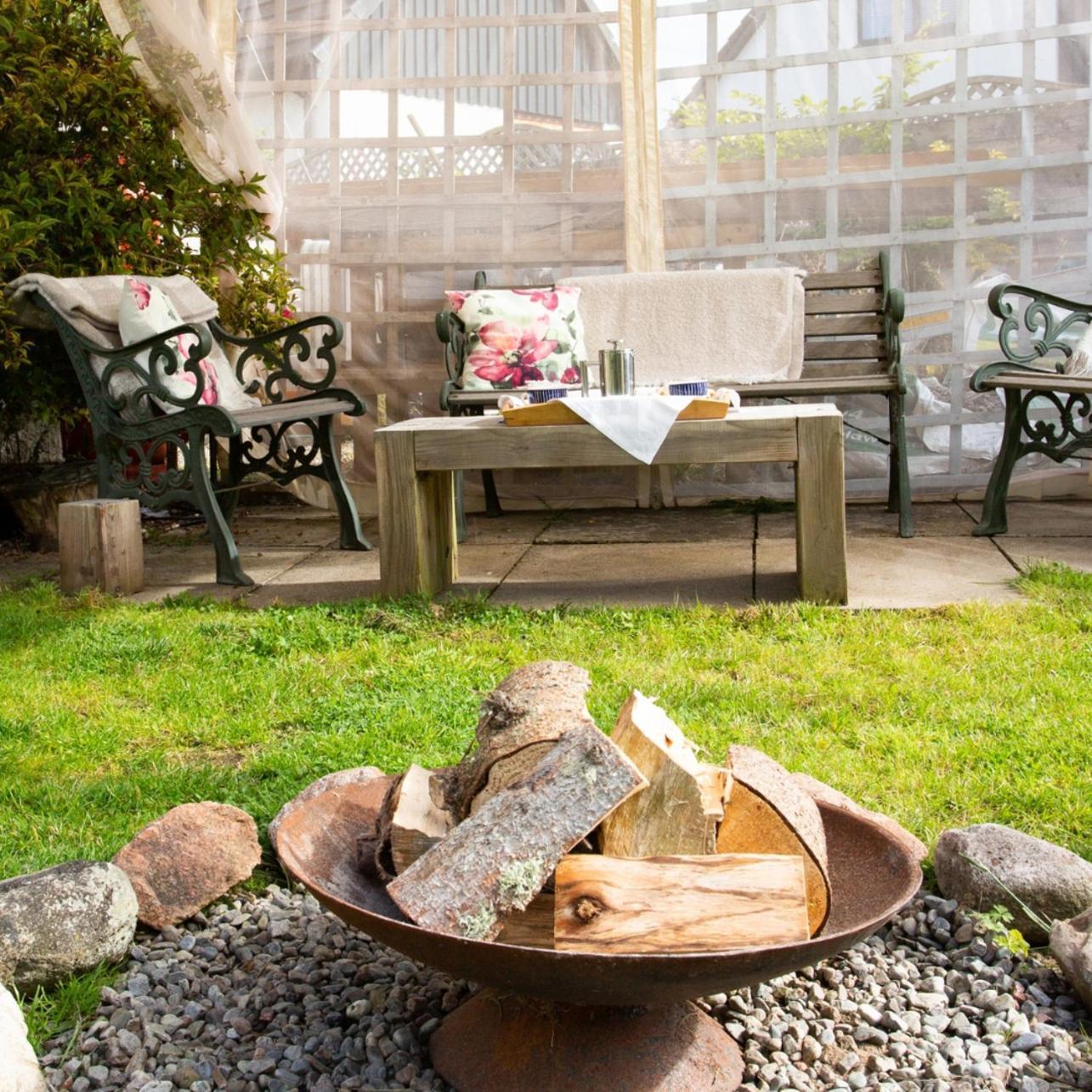 Beechwood Lodge Guesthouse Alness Bagian luar foto